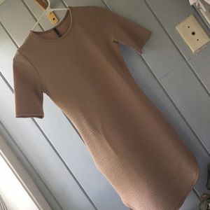 Nude bodycon ribbed dress